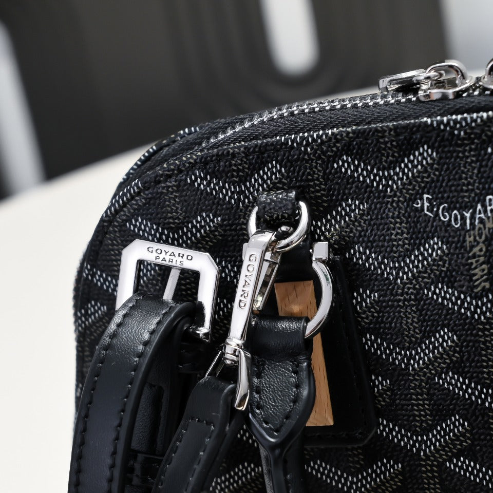 1WA106B  Popular bag
