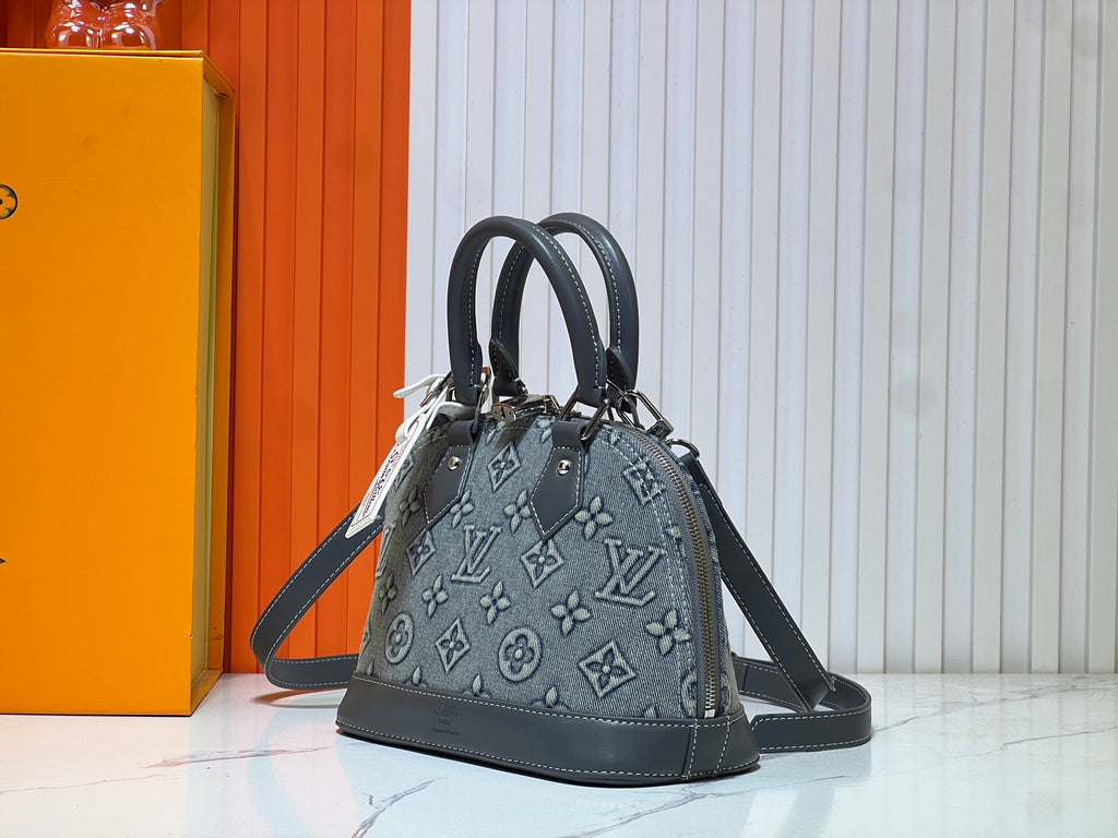 146PE105B Popular denim materials bag