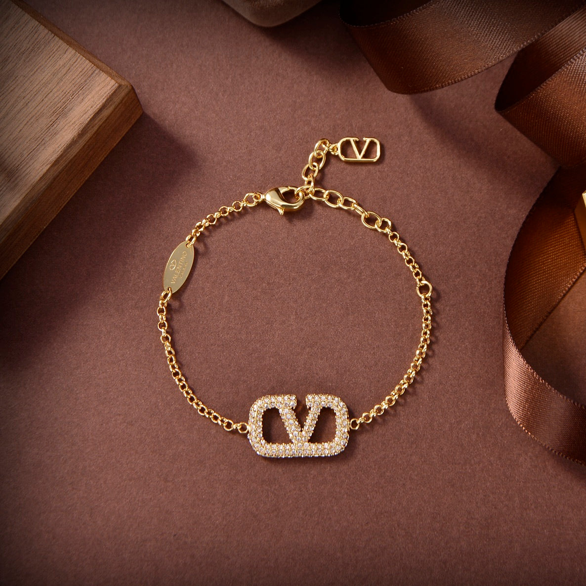 1YVL243K  Popular Bracelets