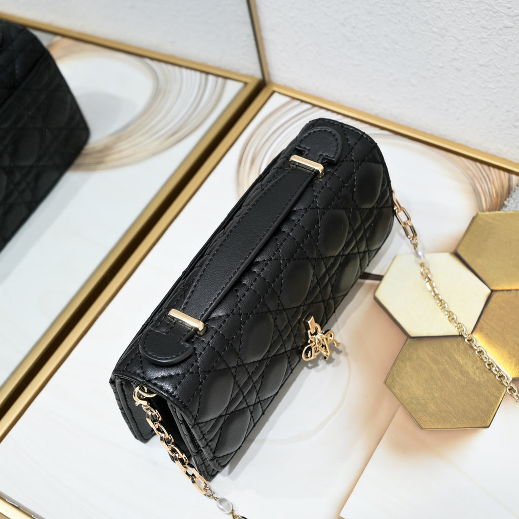 136ND28B Popular leather bag