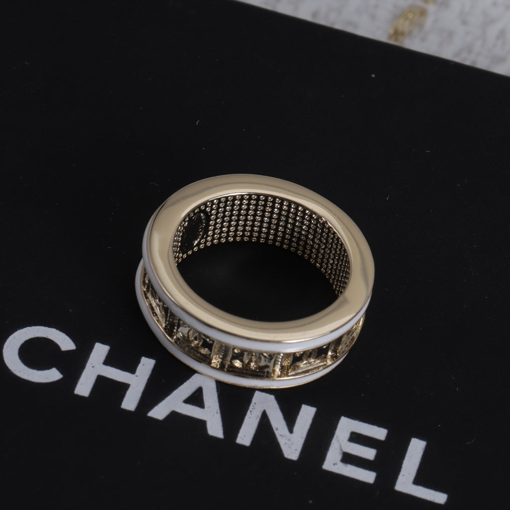14C157J Popular  rings