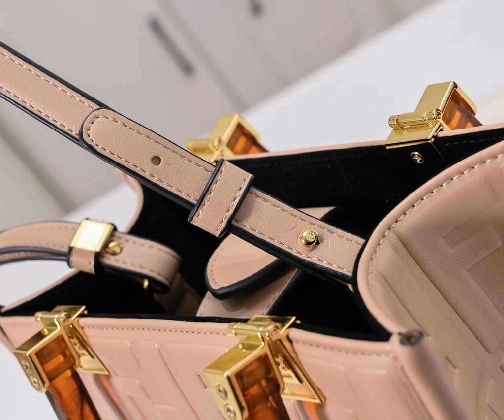 136PF101B Popular leather bag