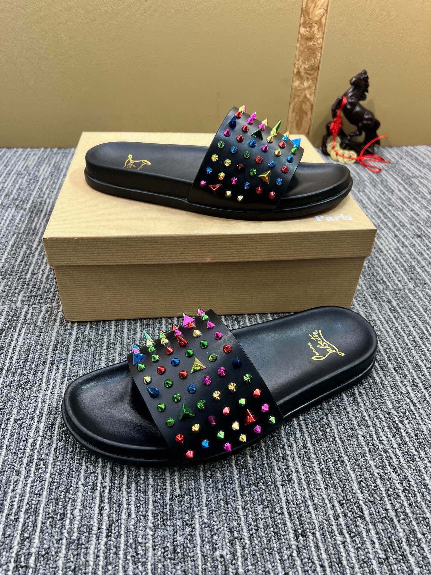 54A126Z Popular slippers