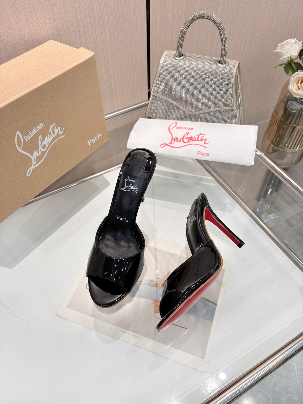 Z2X66A37   Popular leather High heels