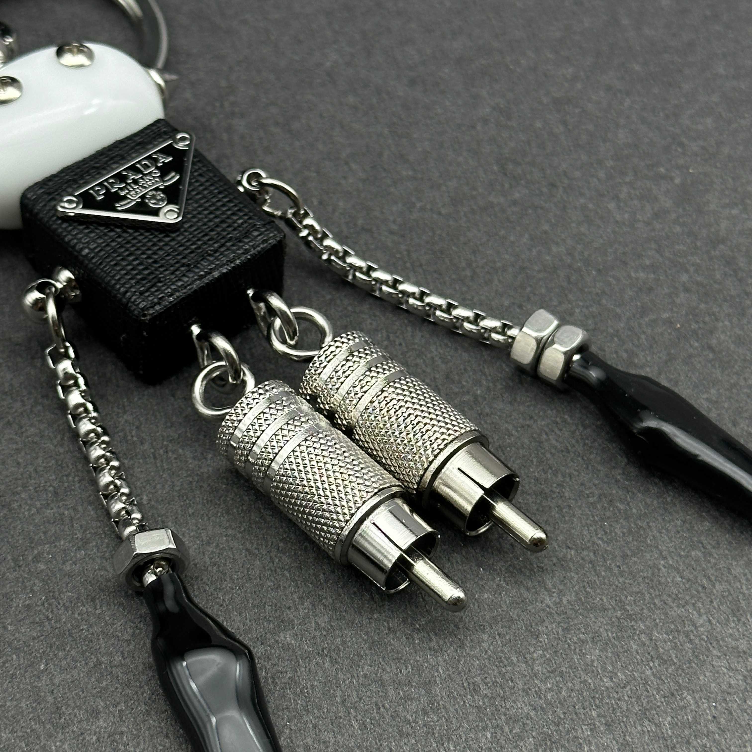 35QP1A Popular bag 's charms accessories