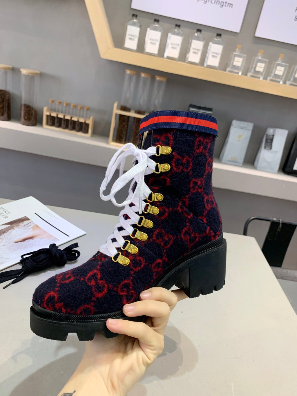 2XB192Z Popular leather boot (top layer leather lining)