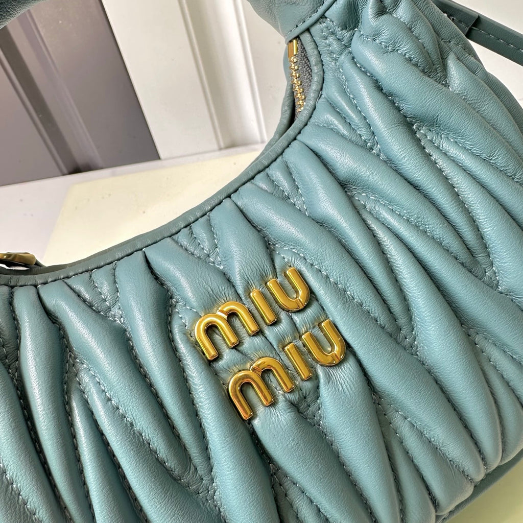 146PA116B Popular leather bag