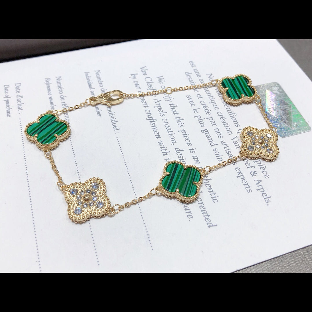 5XVA179K  Popular bracelets 5 flowers normal size1.5cm flower