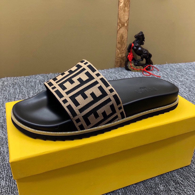 5XF102Z Popular Slippers