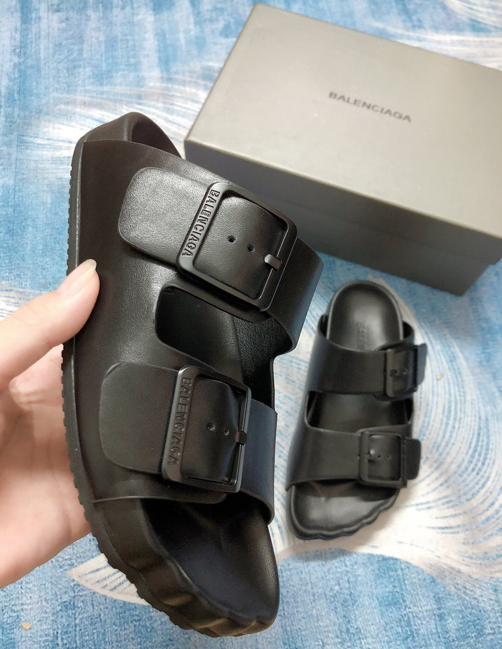 14J193Z Popular Slippers