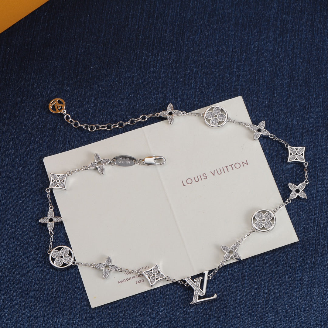 14E425X  Popular   Necklaces