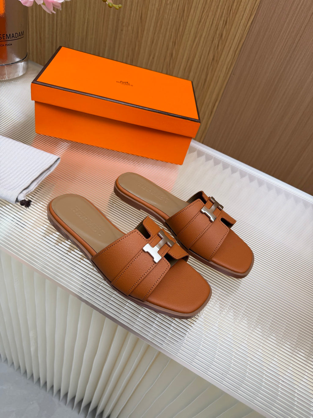 Z2X66H5 Popular high-quality leather Shoes