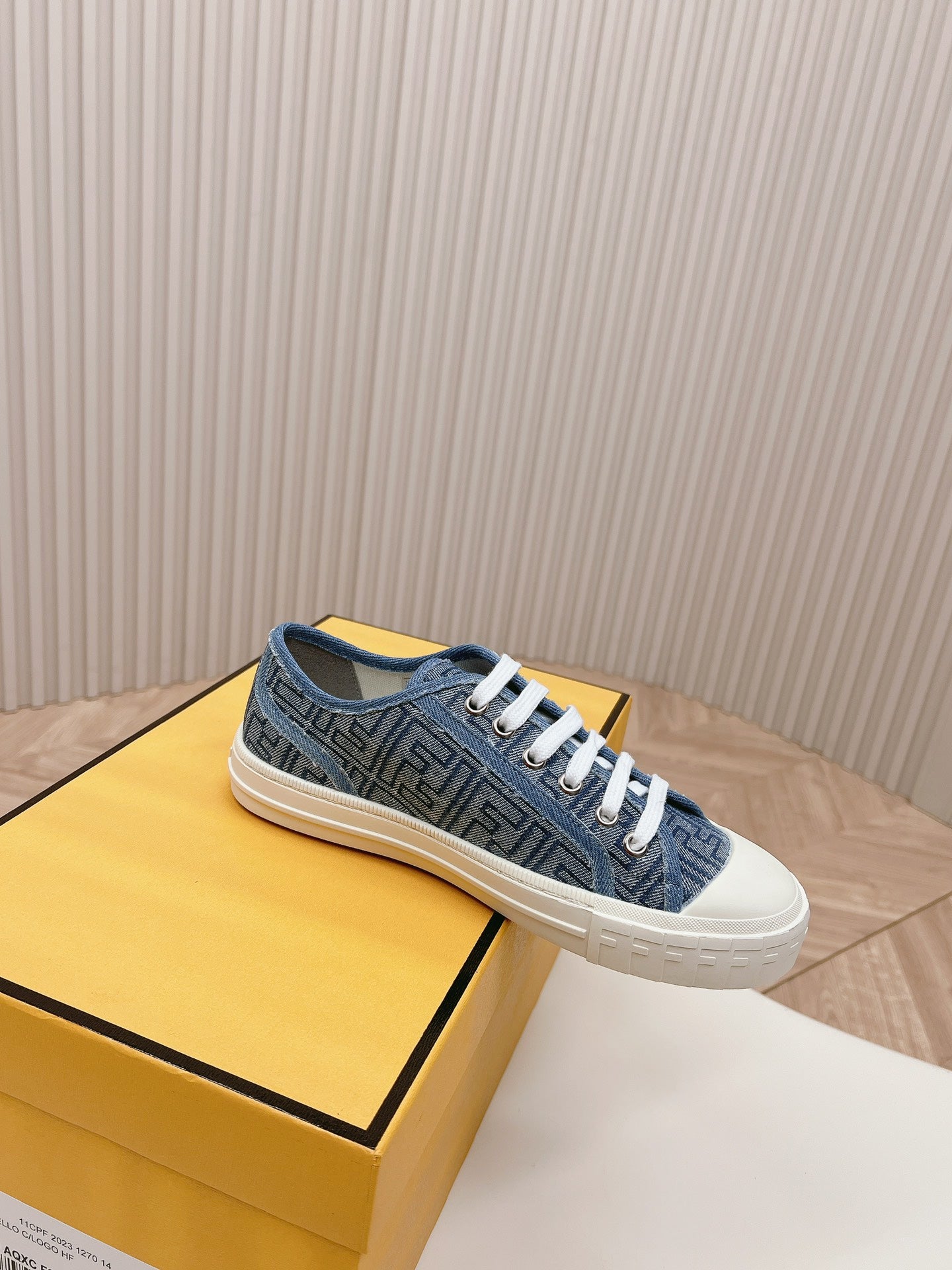 2105QF423Z Popular high-quality Shoes