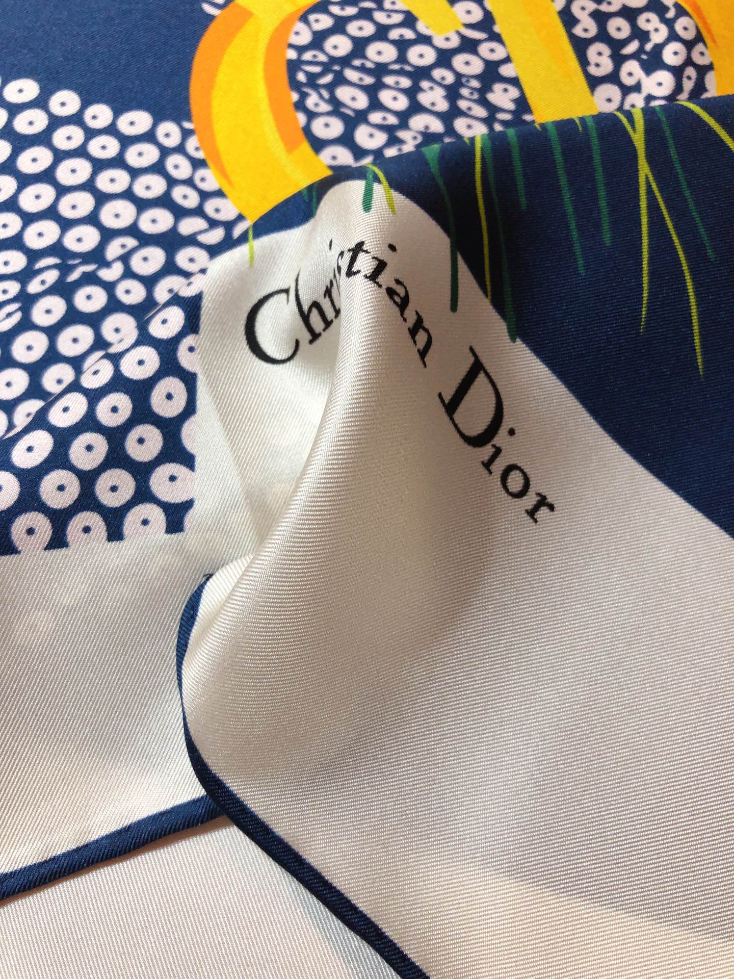 155ND7W Popular Silk Scarve