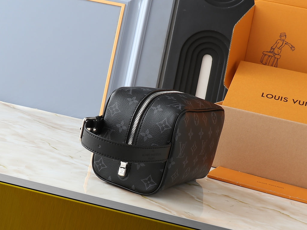 15RE69B  Popular   leather bag