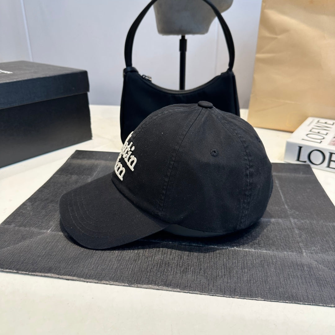 16XA4M Popular hats
