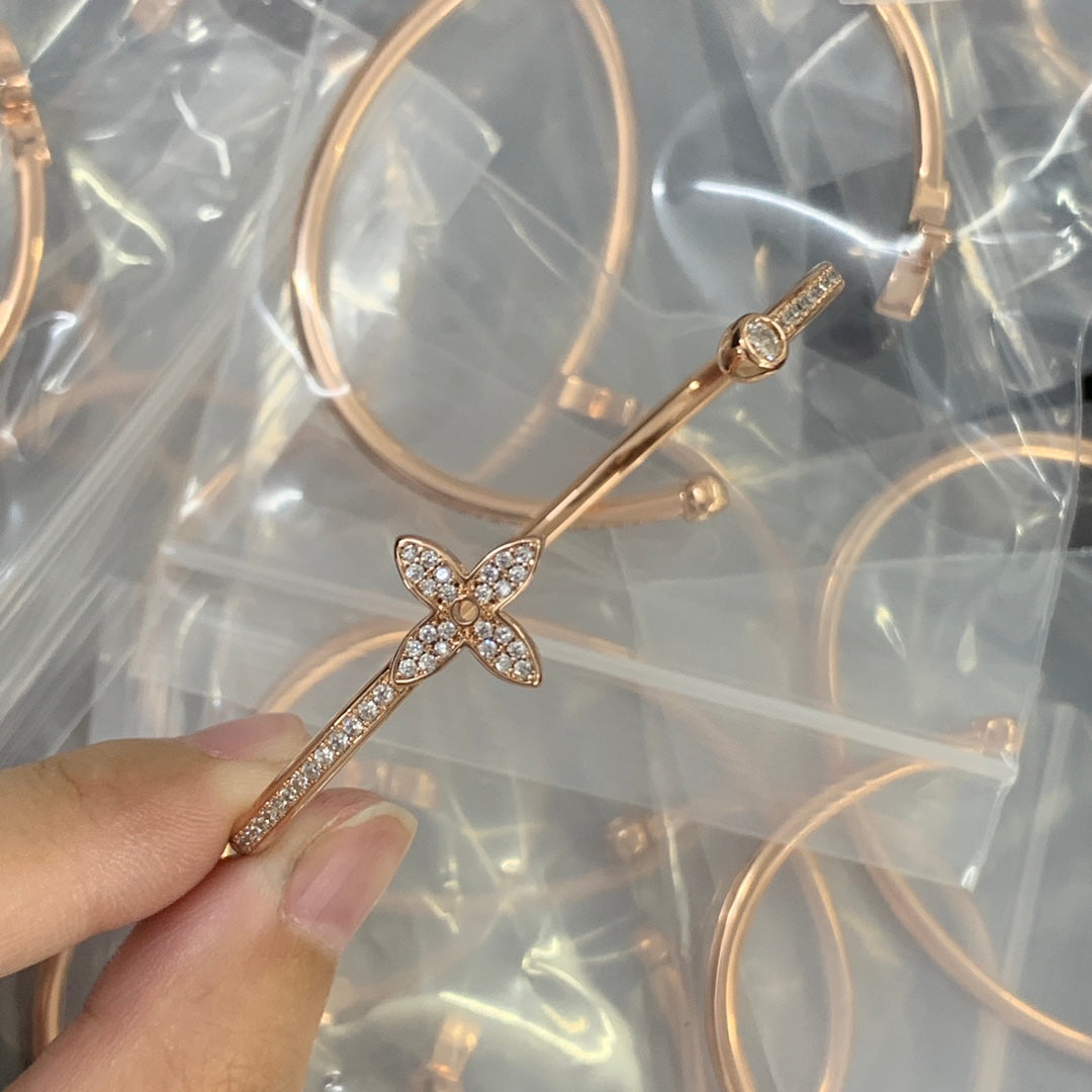 84E63K  Popular Bracelets