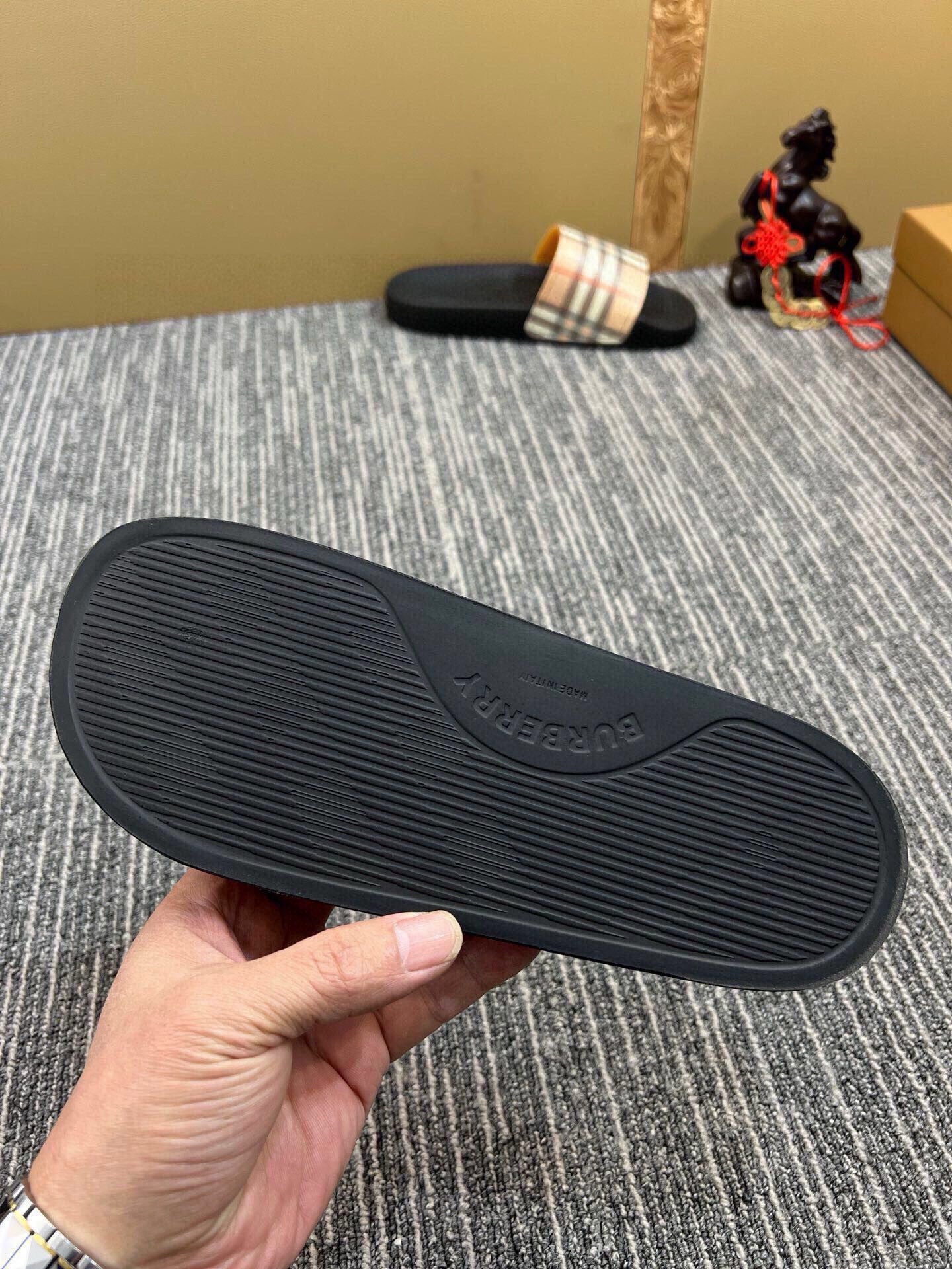535ZR257Z Popular Slippers