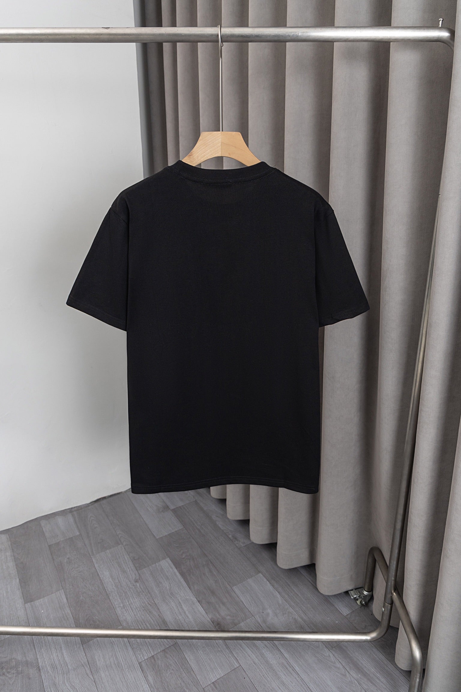 125WP5U  Popular T-shirts