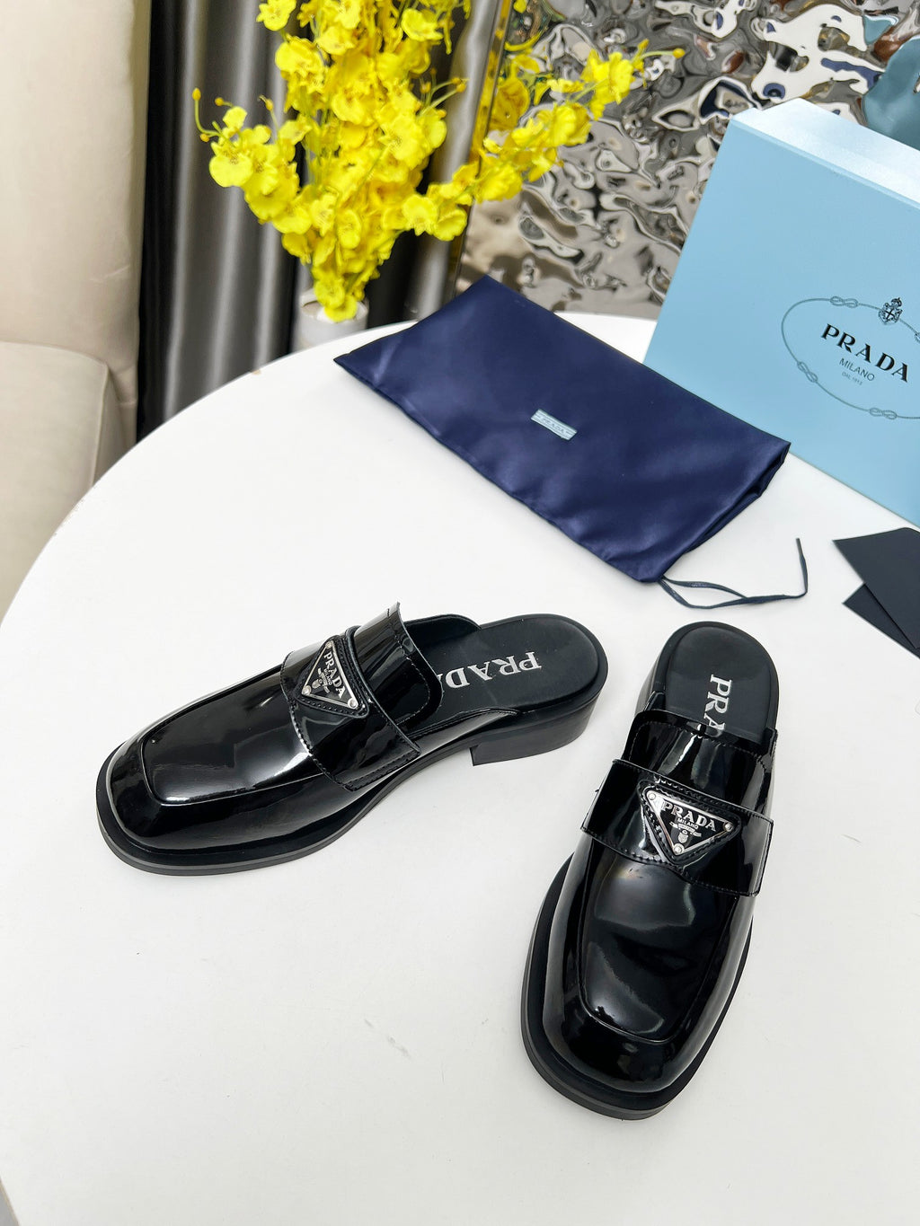 2105QP403Z Popular high-quality leather Shoes