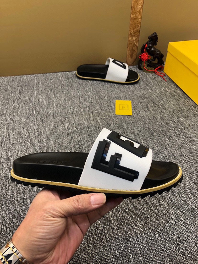 5XF106Z Popular Slippers