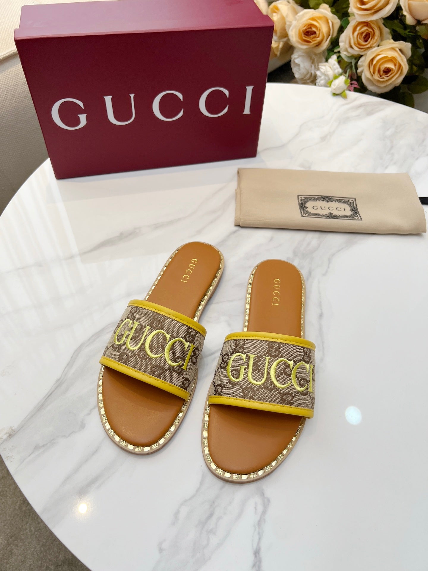 255QB29Z Popular Slippers