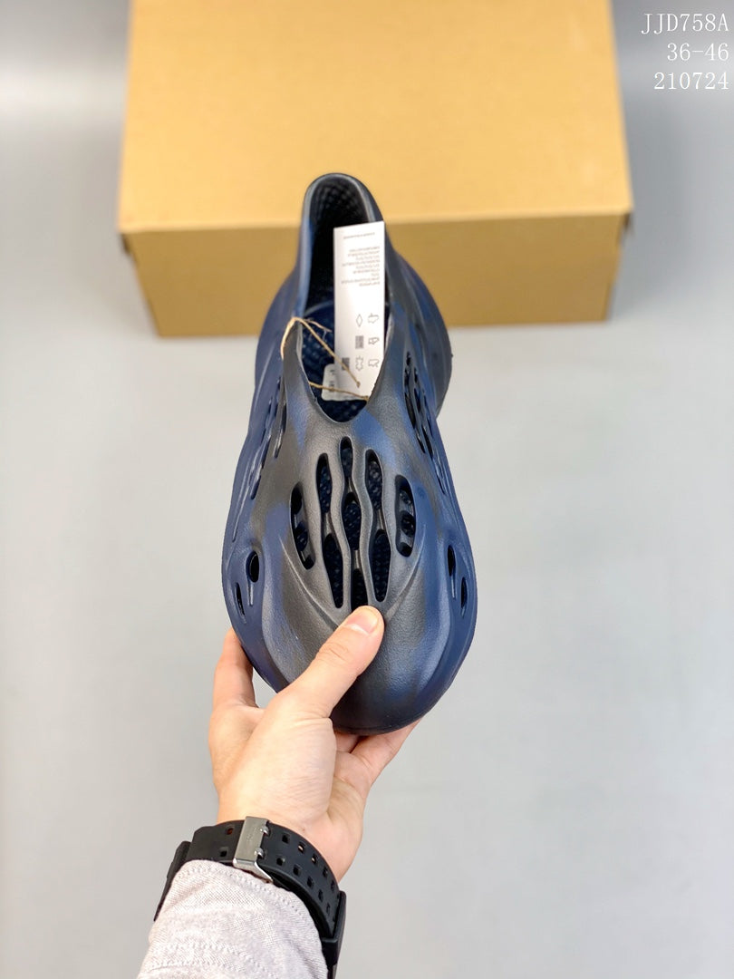 4A87Z  Popular shoes
