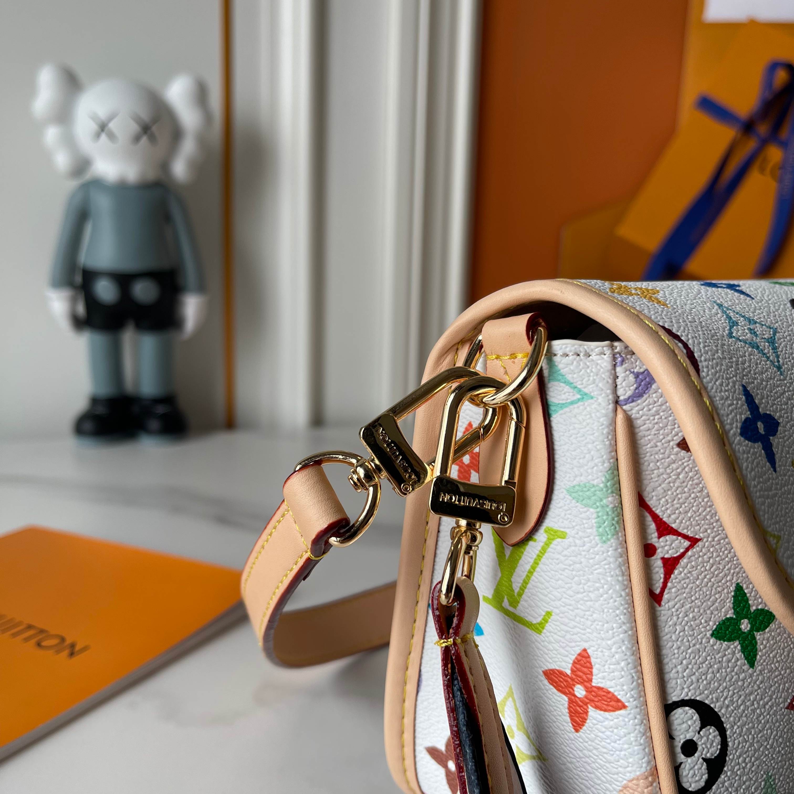 136PE37B Popular leather bag