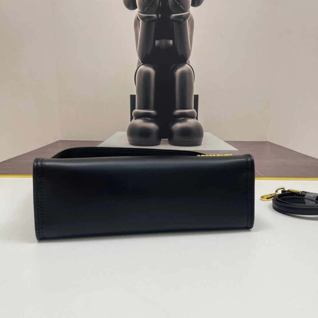 136PA25B Popular leather bag