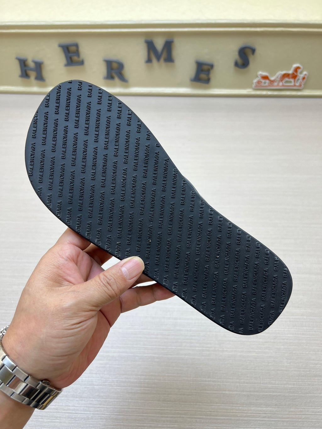 5QB16Z Popular Slippers
