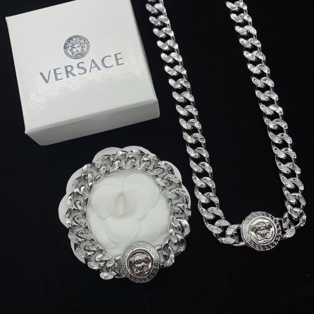 14V118X  Popular  Necklaces