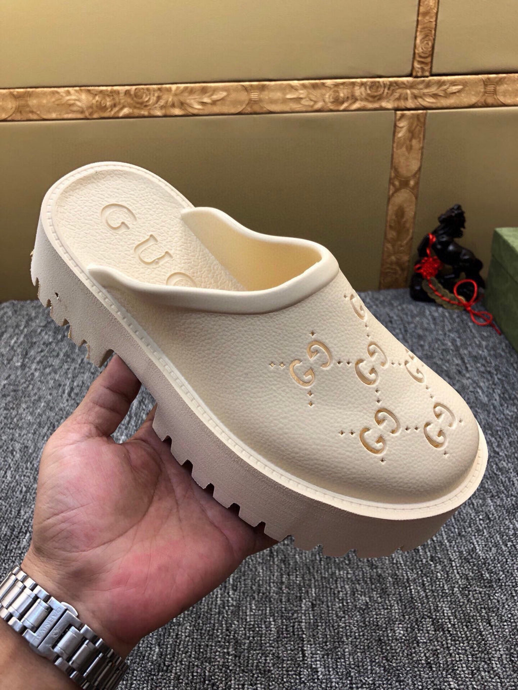 5WB244Z Popular Slippers