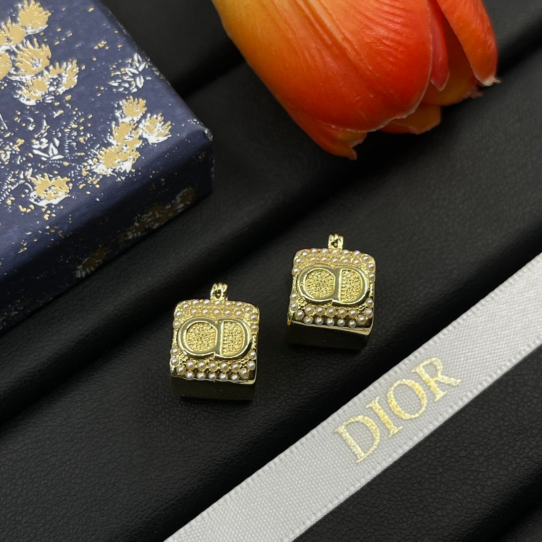 14D774E Popular  Earrings