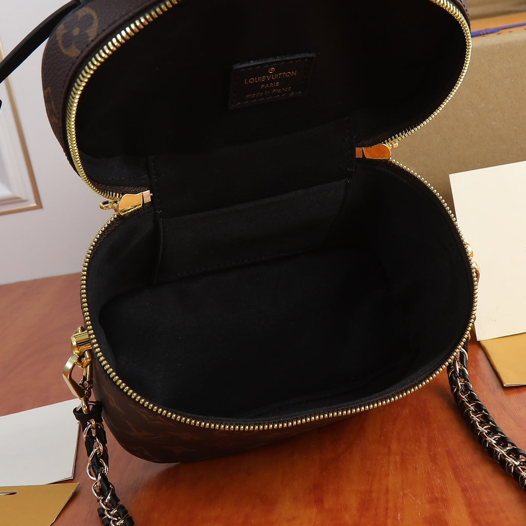 2XE121B Popular   leather bag 