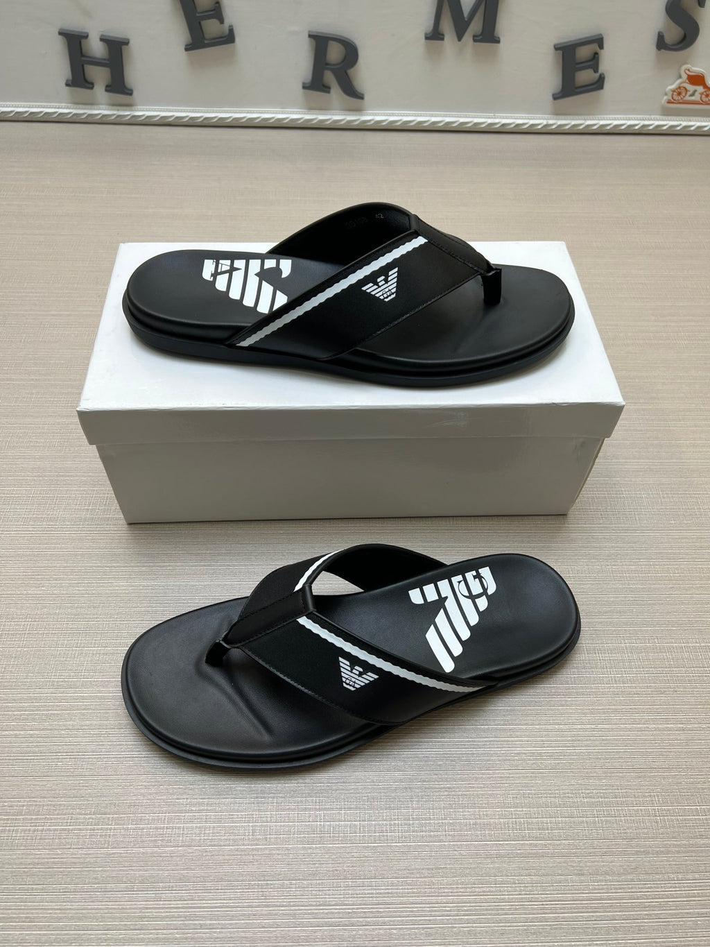 54A102Z Popular slippers