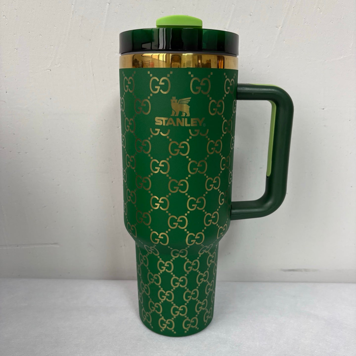156NB18A Popular Cups