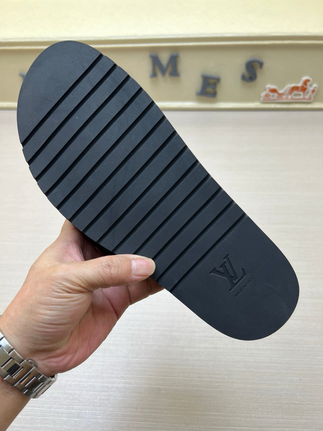 575NE6Z  Popular Slippers