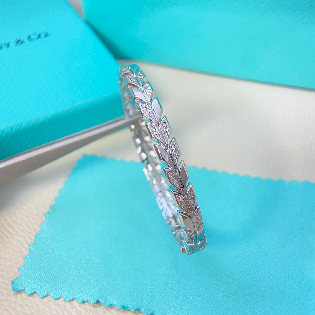 55QT47K  Popular Bracelets