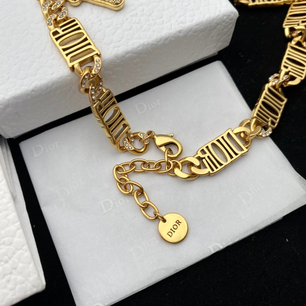 14C747K  Popular   Necklaces