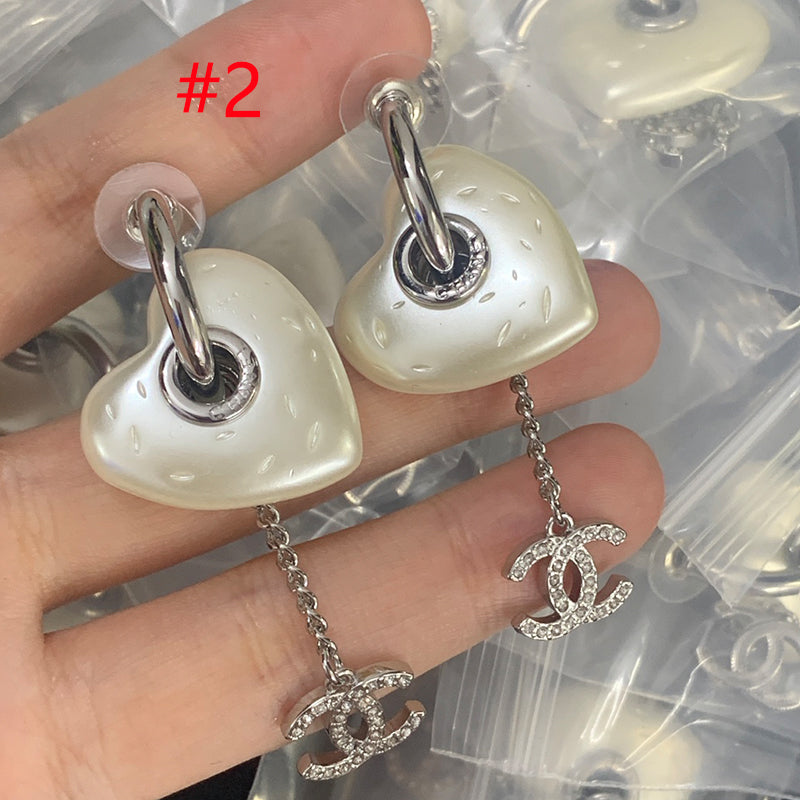 84C97E Popular  Earrings
