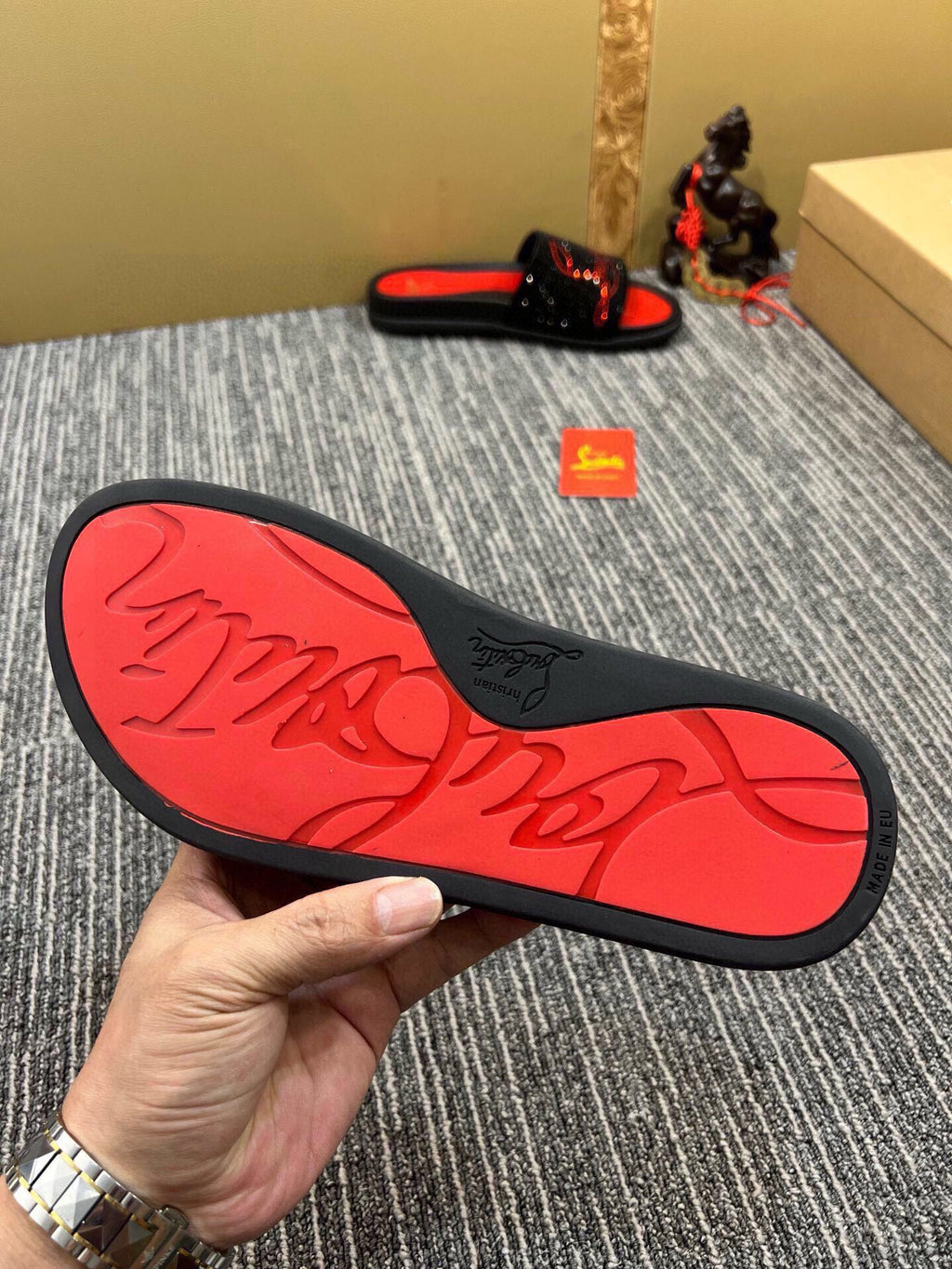 54A128Z Popular slippers