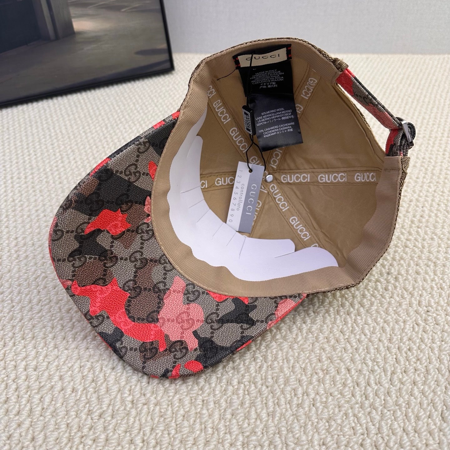 16XB33M Popular hats