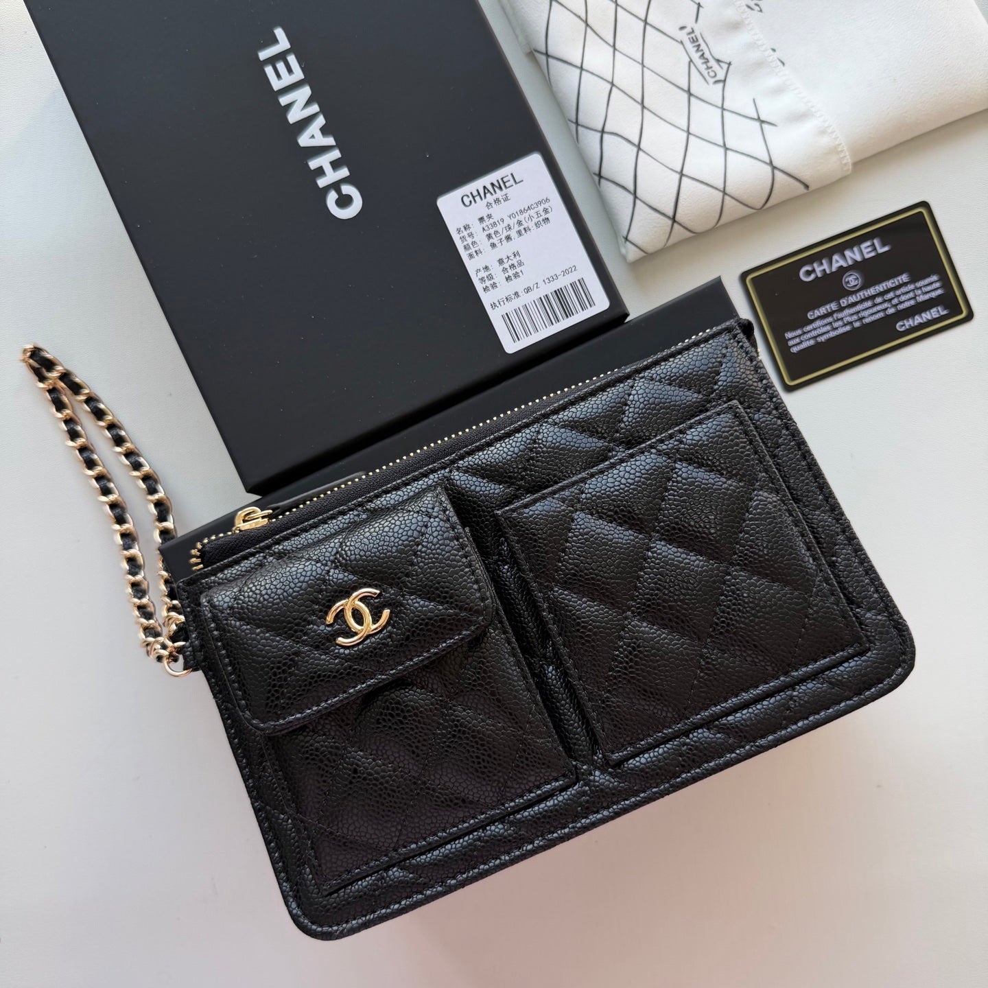 146PC21B Popular leather bag