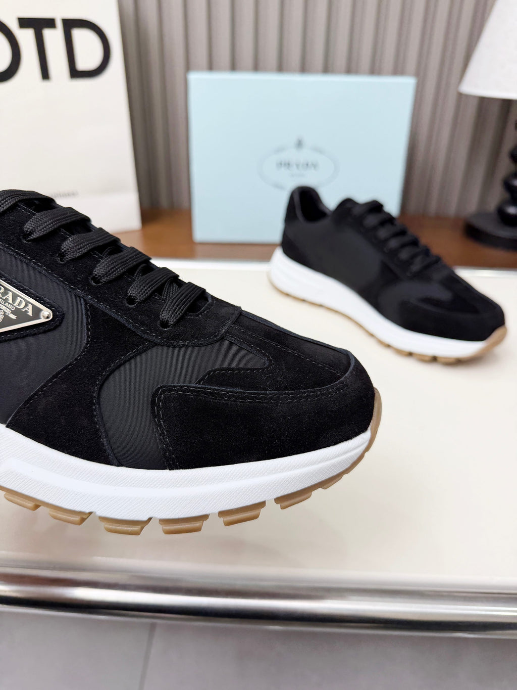 Z2P36P61 Popular high-quality leather Shoes