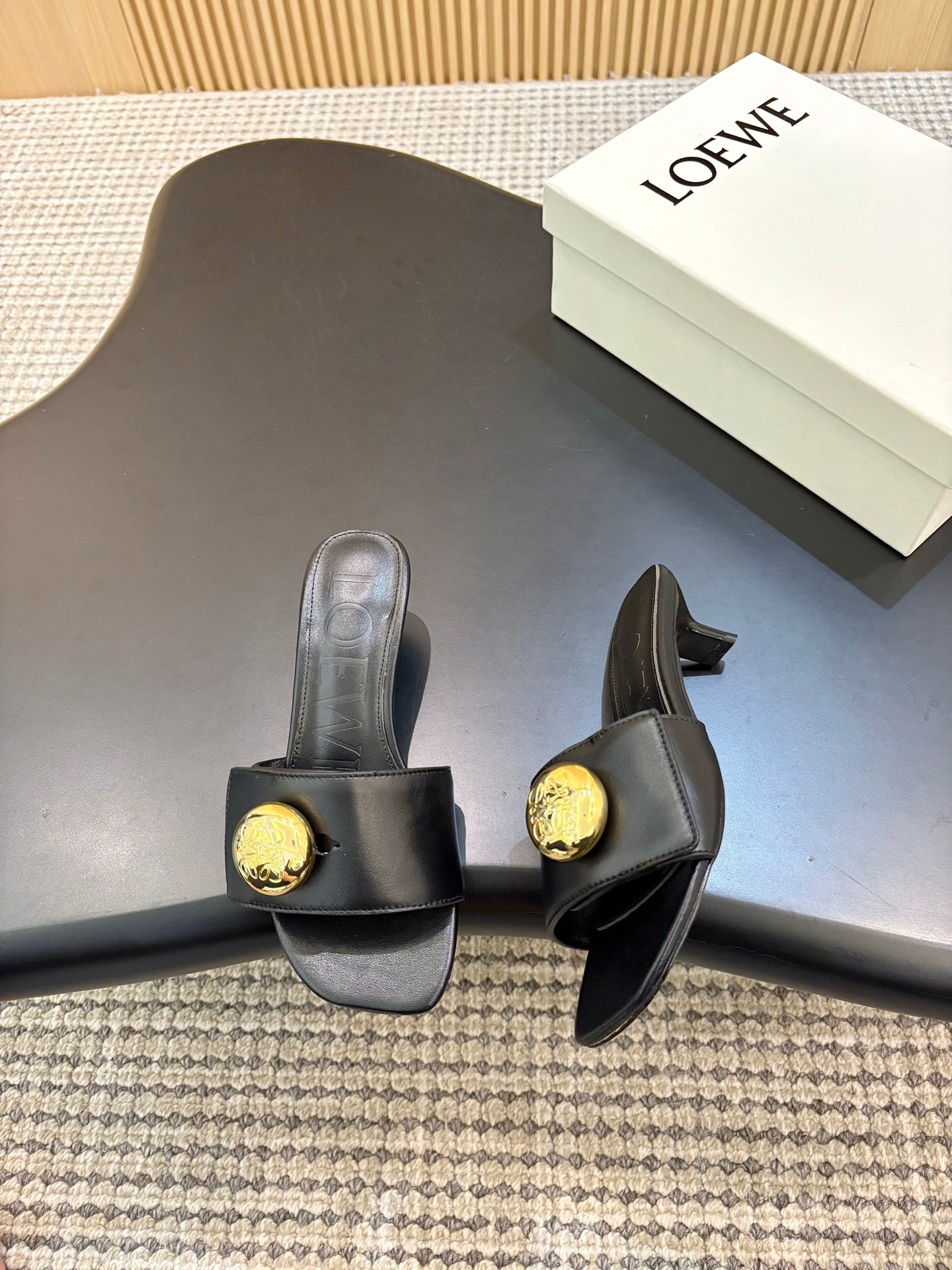 Z2X66V16 Popular high-quality leather Shoes