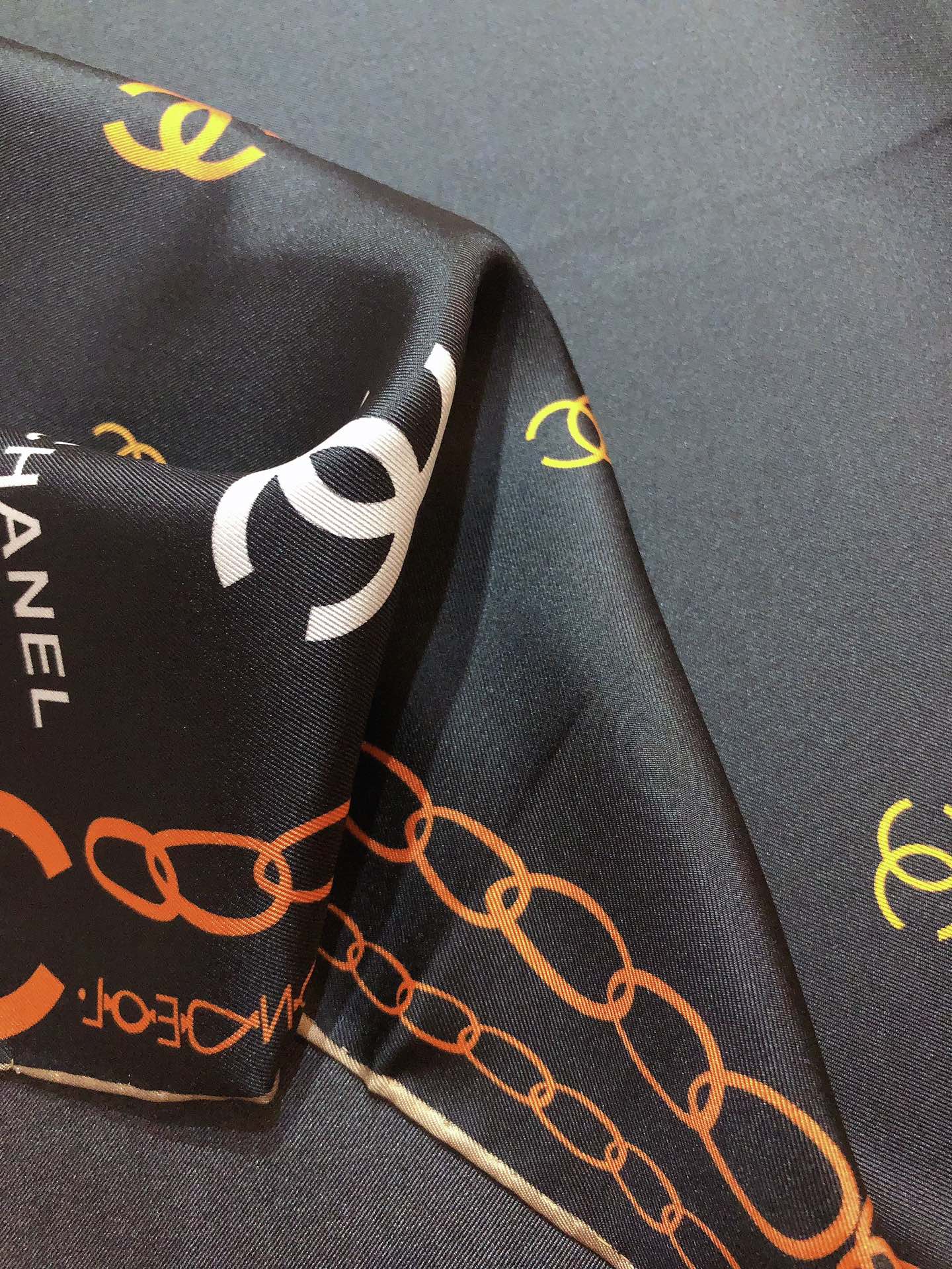 146NCC13W Popular Silk Scarve