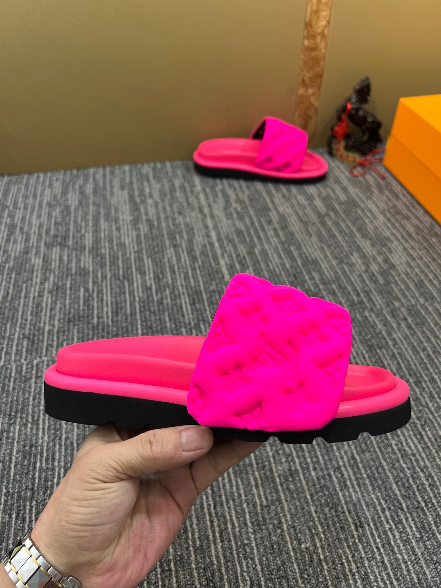 5XE119Z Popular leather quality Slippers