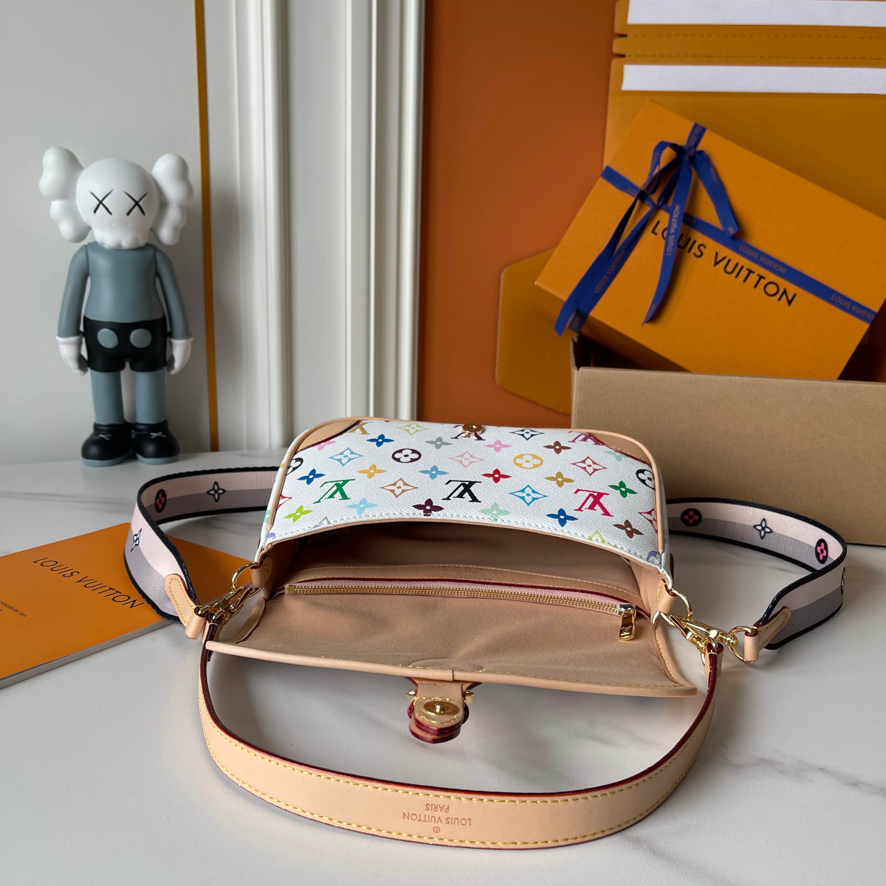 136PE37B Popular leather bag