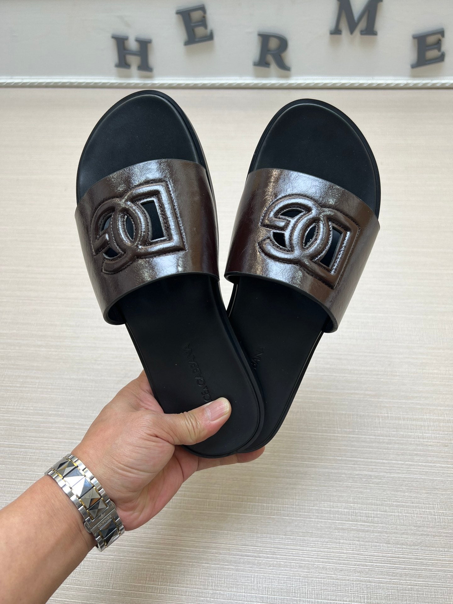 54A64Z Popular slippers