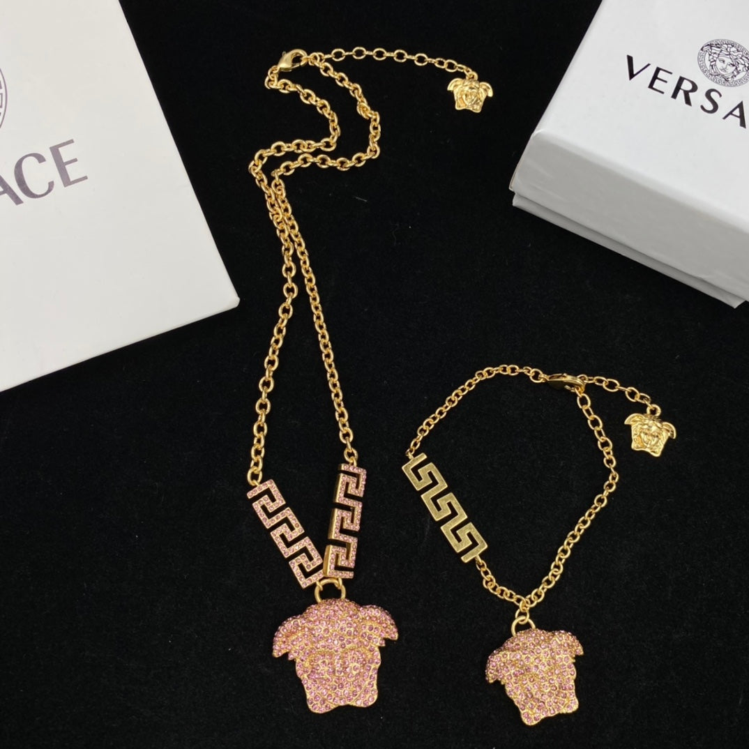 15QV112X Popular Necklace. Bracelet